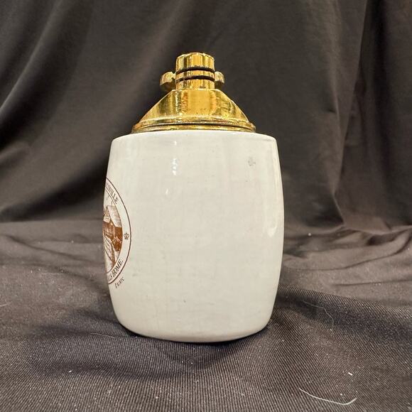 Vtg Doral Refillable Lighter Village of Tobaccoville The Place Doral Calls Home - Picture 2 of 8